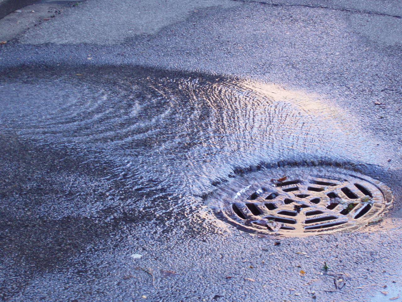 Our extensive drainage services range from domestic drainage services, commercial drain repairs and emergency response using latest technology.